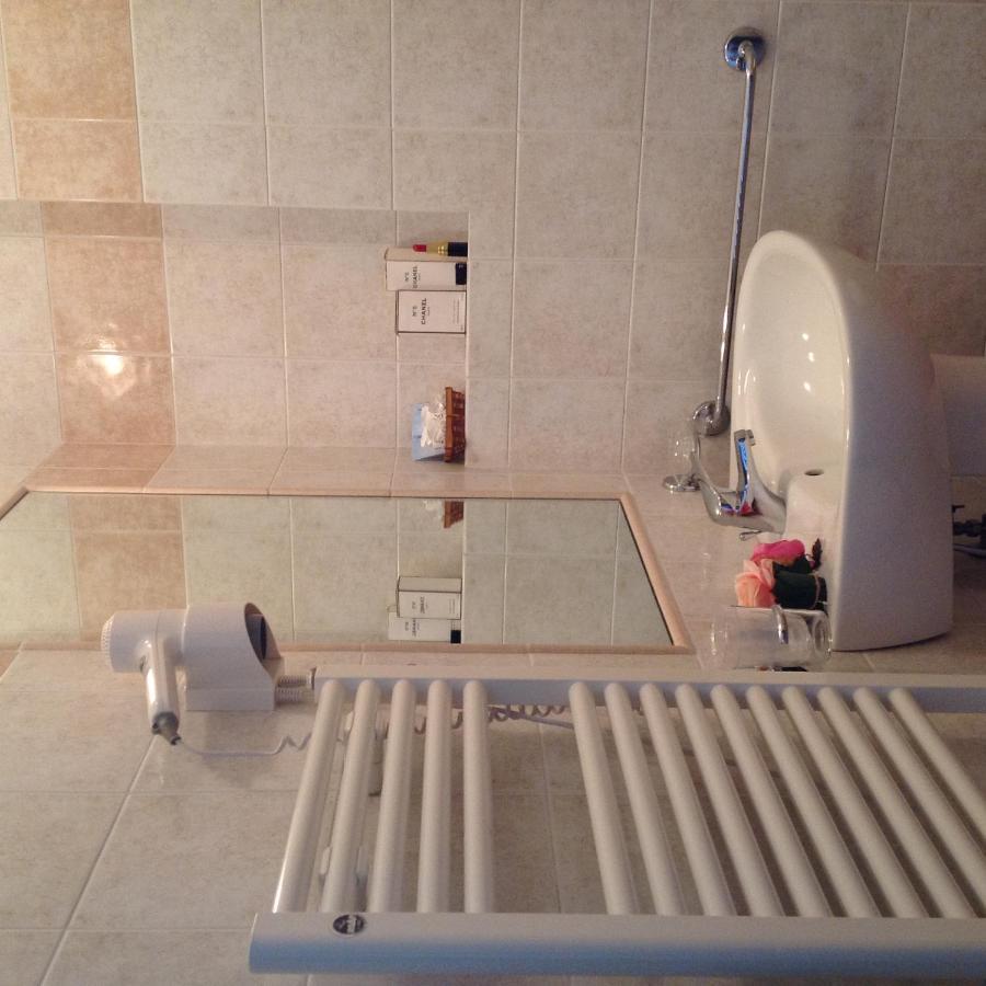 Hotel Aniana 3*