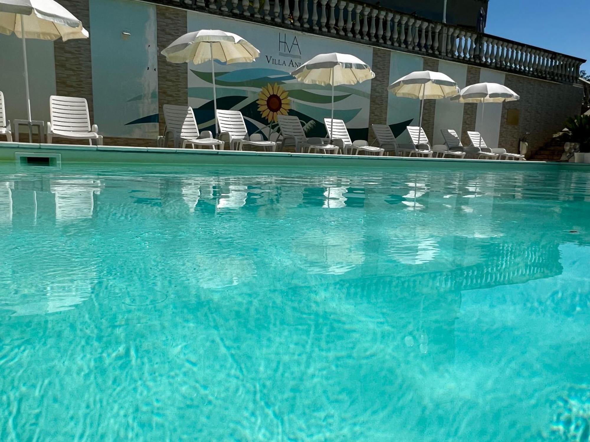 Aniana Hotel Massignano