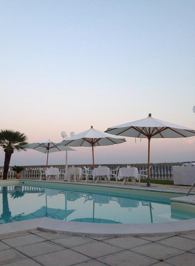 Aniana Hotel 3*